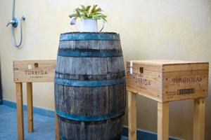 Domus alba con giardino esclusivo