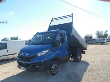 Iveco Daily 35c12 ribaltabile trilaterale