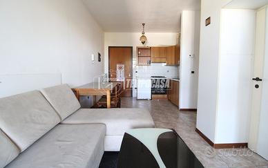 Mini appartamento con terrazzo, zona Pappagnocca