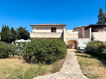 Viletta a schiera a Campofelice di Roccella