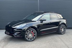 Porsche Macan Turbo 3.6 Performance Edition 4...