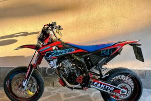 Fantic 125 Motard Competition