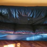 2 DIVANI in VERA PELLE.