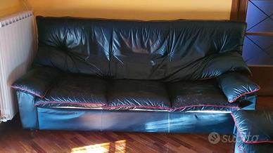 2 DIVANI in VERA PELLE.