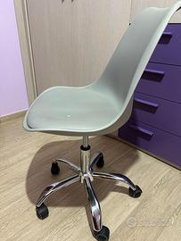 Sedia Minimal di Design per Ufficio o Cameretta