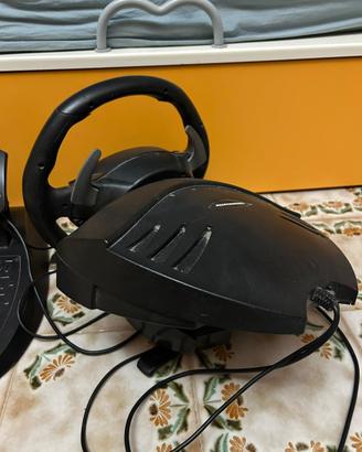 volante thrustmaster