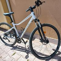Bicicletta Decathlon Btwin Riverside 500