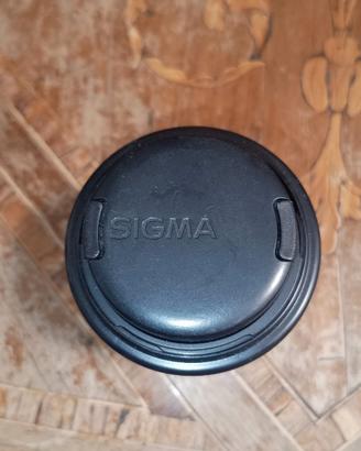 Zoom Sigma UC 28-70 mm