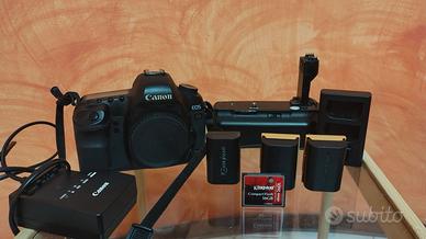Canon 5D Mark II + Battery Grip BG‑E6 + Accessori