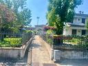 villa-a-schiera-con-ampio-giardino-in-zona-residen