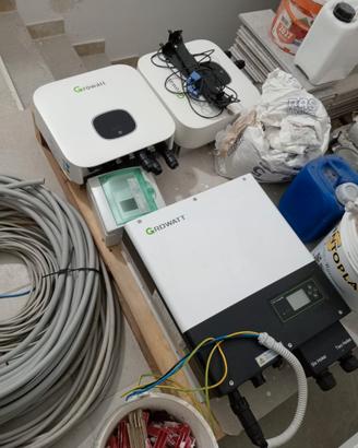 Batterie e inverter per impianto fotovoltaico