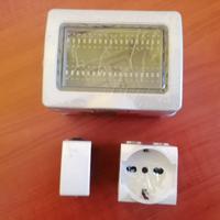 PRESA E INTERRUTTORE DA ESTERNO 