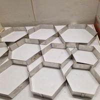 Stampi torte esagonali.