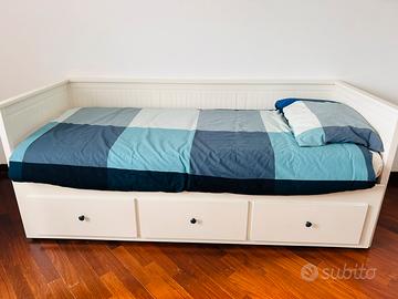 Letto divano Ikea Hemnes