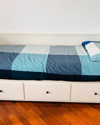 Letto divano Ikea Hemnes