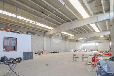 CAPANNONE A CARAVAGGIO