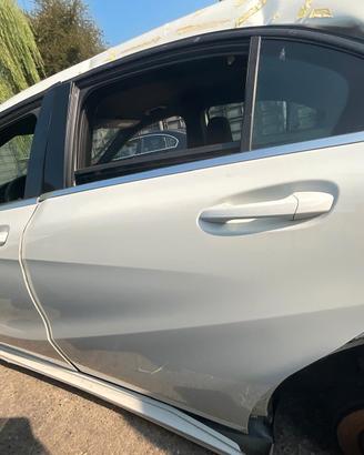 FIANCATA LATERALE SINISTRA MERCEDES CLASSE A 180D 