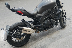 Moto benelli 502 solo 3.900 km in garanzia