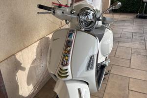 Vespa 310 super tech