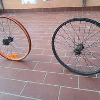 cerchi  per bmx arancione/ nero, prezzo trattabile
