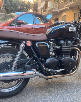 Triumph Bonneville (2005)
