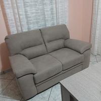 divano nuovo mai utilizzato 