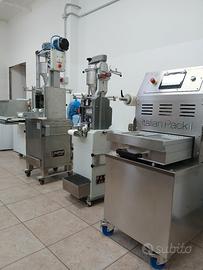 Raviolatrice rn/120  cin due stampi