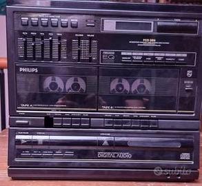 Giradischi su  impianto stereo midi Philips FCD285