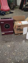 Nuovo inverter fotovoltaico e batteria 12V 100A