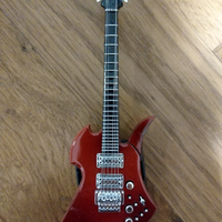 CHITARRA ACCENDINO RICARICABILE con piedistallo