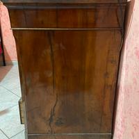 Cassettone comó del Novecento