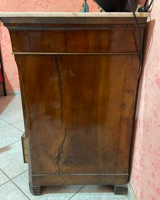 Cassettone comó del Novecento