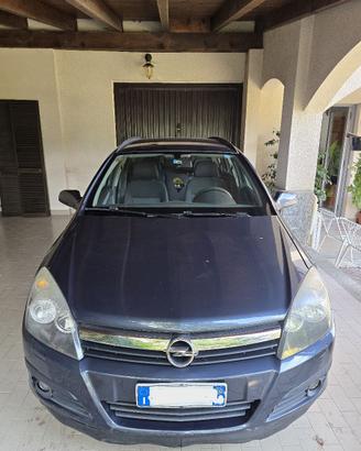 Astra 1.6 16V Twinport SW Cosmo GPL