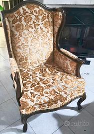 Poltroncina in stile