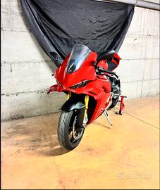 Ducati Panigale V4S 2025