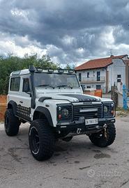 land rover defender TD5