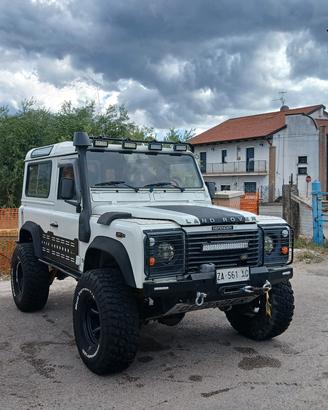 land rover defender TD5