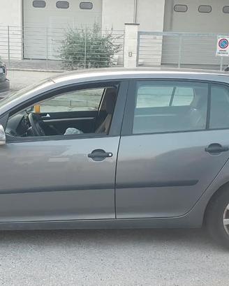 Volkswagen Golf 2007