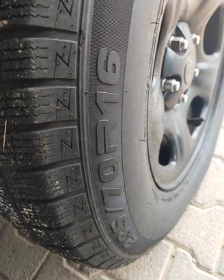 Cerchi jeep con gomme invernali 