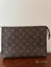 Pochetta Toilette 26 Louis Vuitton in tela Monogra