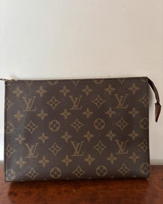 Pochetta Toilette 26 Louis Vuitton in tela Monogra