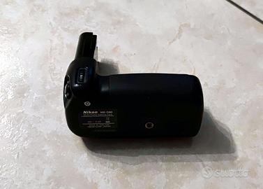 Nikon MB-D80 – impugnatura battery pack + batteria