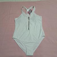 costume intero bianco