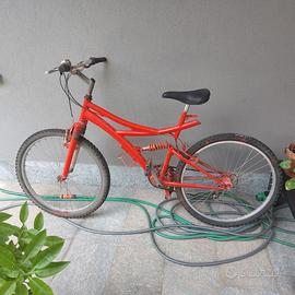 bicicletta MTB