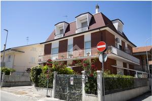3 LOCALI A TORTORETO