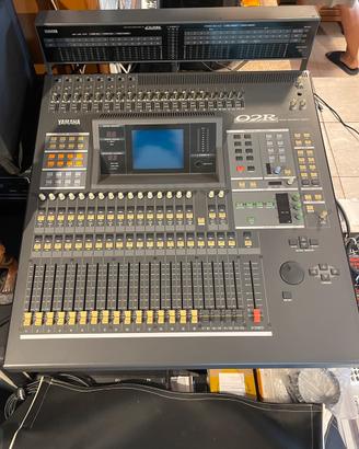 Mixer digitale yamaha 02r nuovo