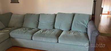 Divano angolare verde grigio Ikea gronlid