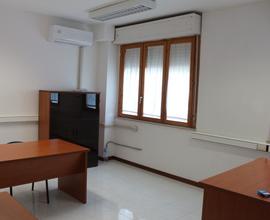 Ufficio Coworking Privato - Tutto incluso