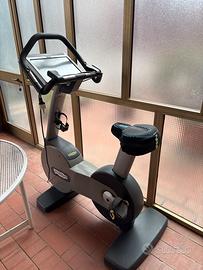 cyclette technogym