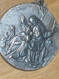 Capolavoro d’arte Sacra e portafortuna  Toscani